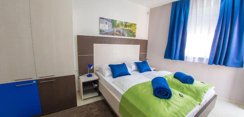 Five Rivers Rooms image