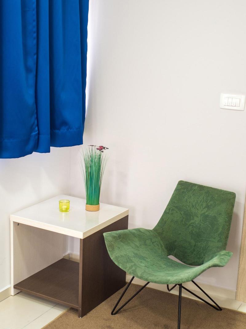 Five Rivers Rooms image