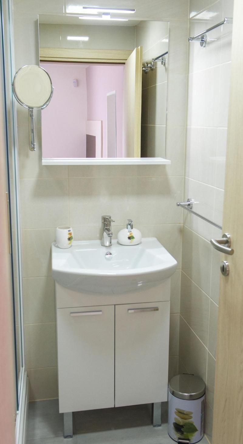 Five Rivers Rooms image