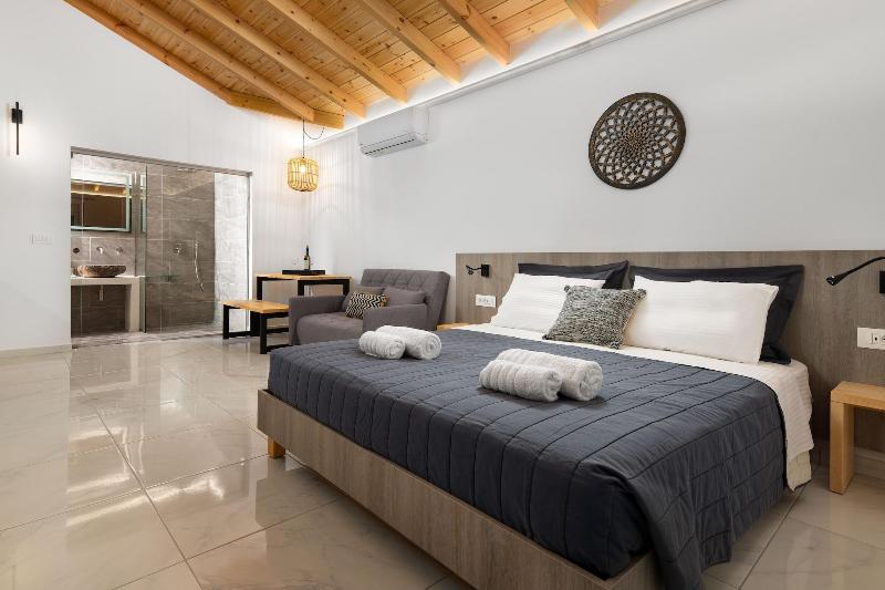 L C Boutique Apartments image