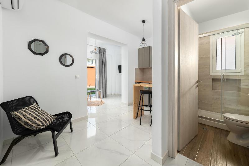 L C Boutique Apartments image