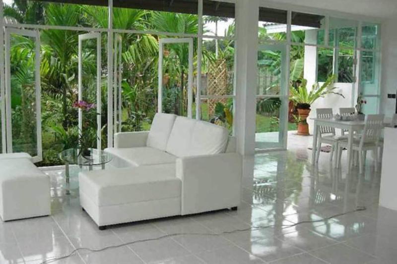 Franjipani Home image