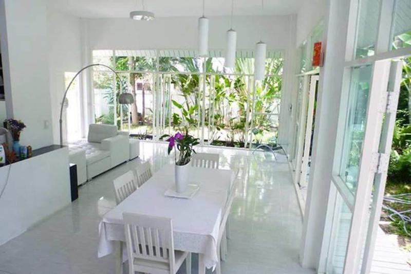 Franjipani Home image