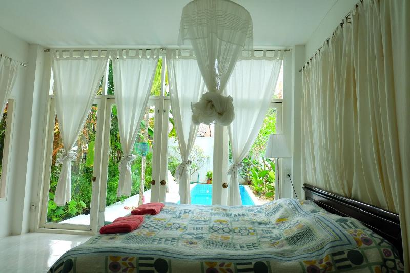 Franjipani Home image