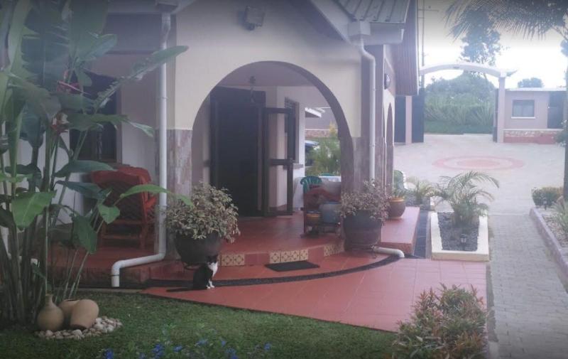 Sheevy S Bed N Breakfast image