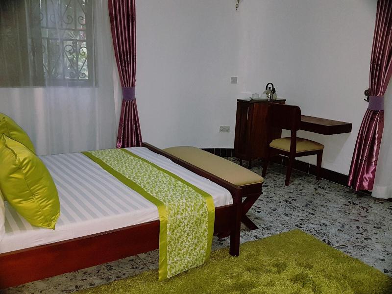 Sheevy S Bed N Breakfast image
