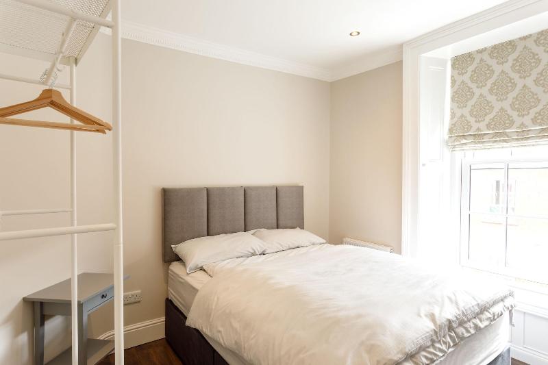 Molloy S Apartments image