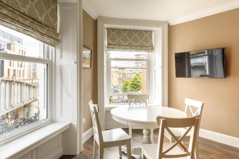 Molloy S Apartments image