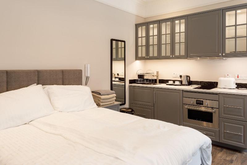 Molloy S Apartments image