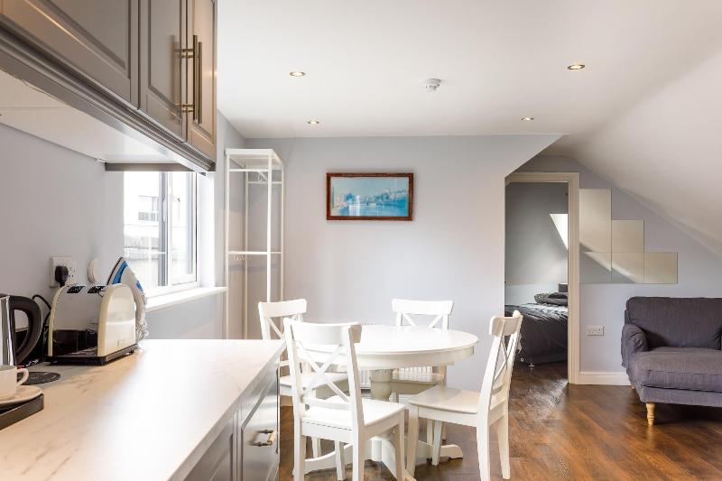 Molloy S Apartments image