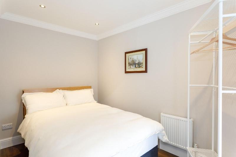 Molloy S Apartments image