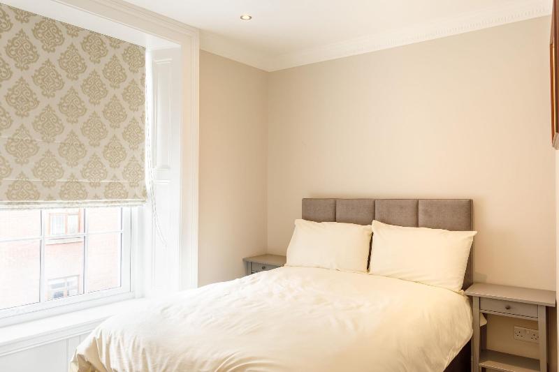 Molloy S Apartments image