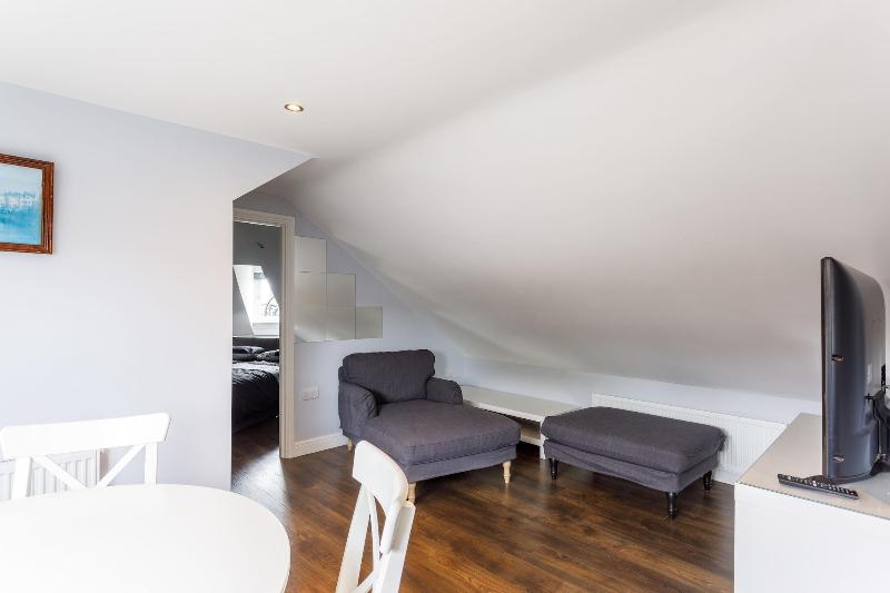 Molloy S Apartments image