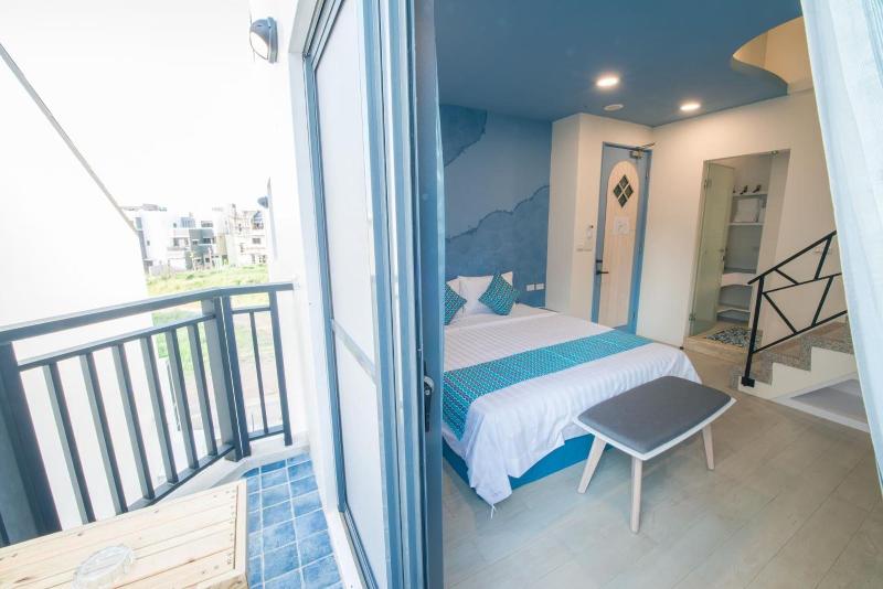 Sapphire Inn image