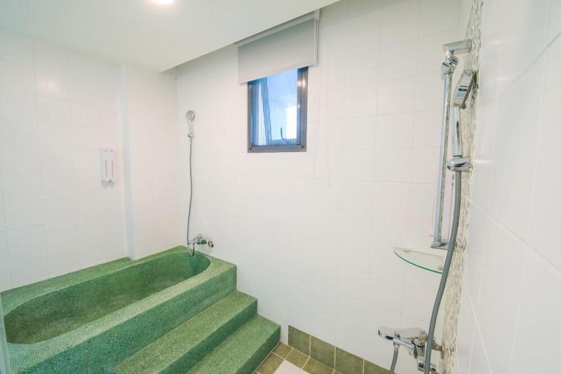 Sapphire Inn image
