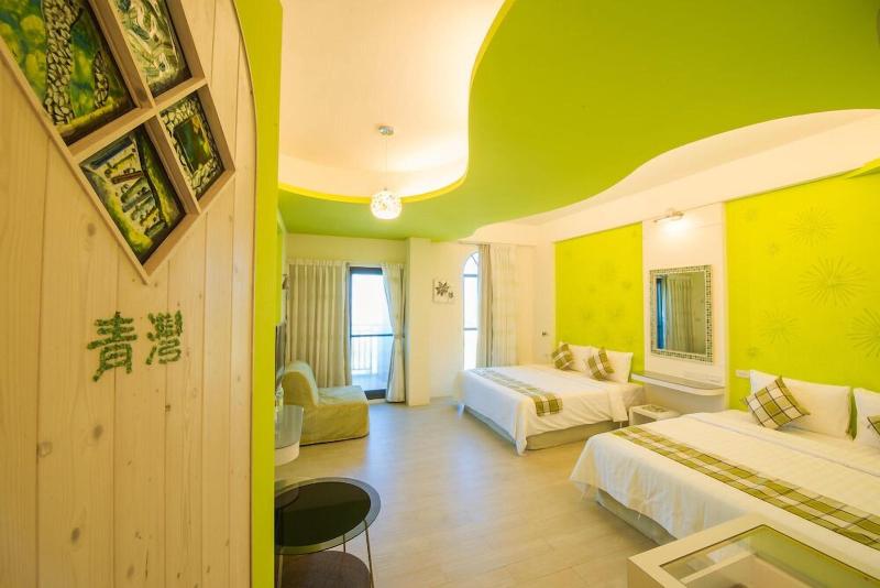 Sapphire Inn image