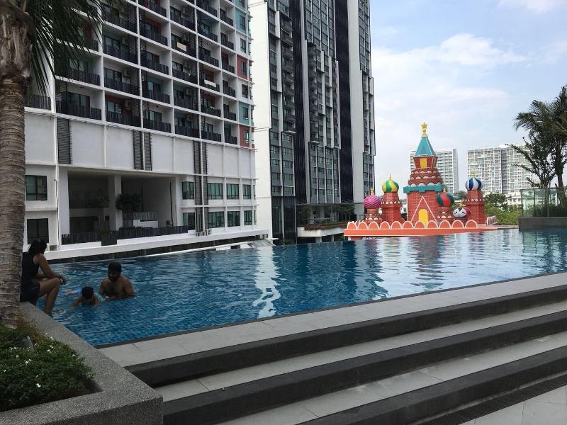 I Suite I City B 30 20 image