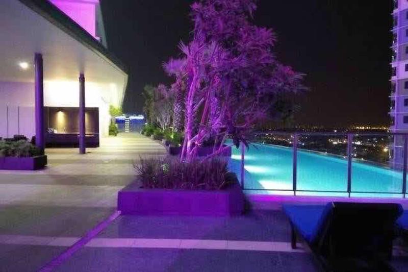 I Suite I City B 30 20 image