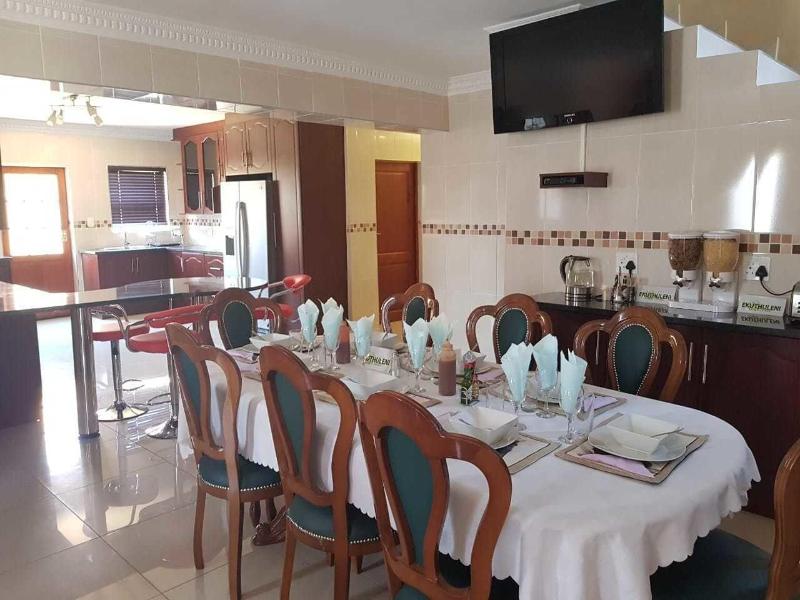 Ekuthuleni Guest House Vosloorus image