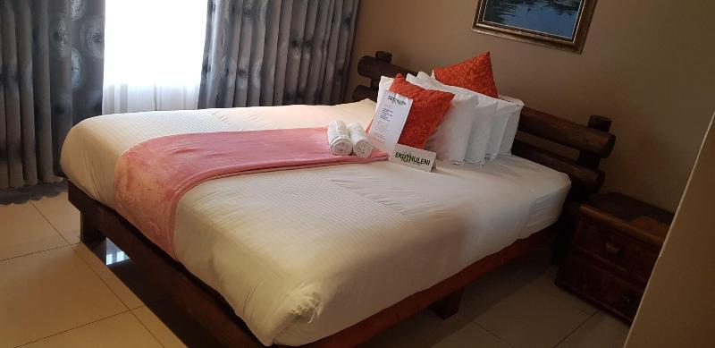 Ekuthuleni Guest House Vosloorus image