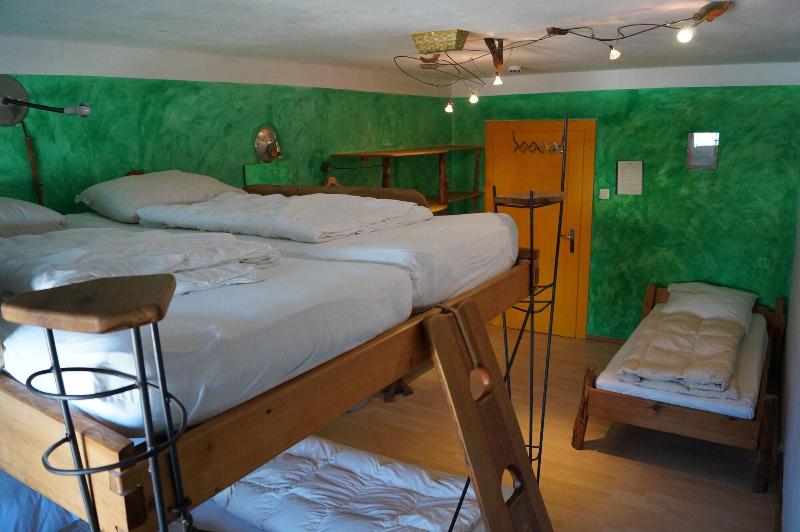 Schiff Bihlerdorf Hostel image