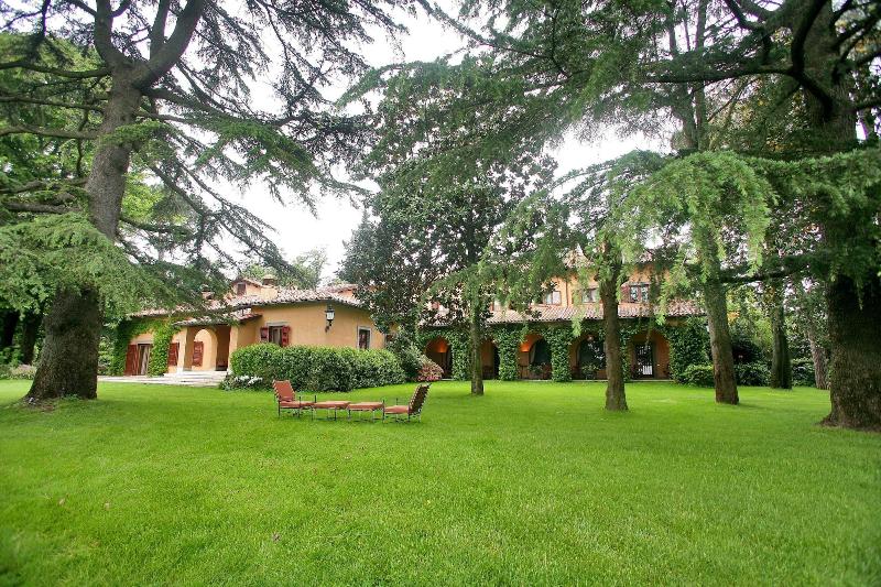 Villa Luxury Sacrofano Rm image