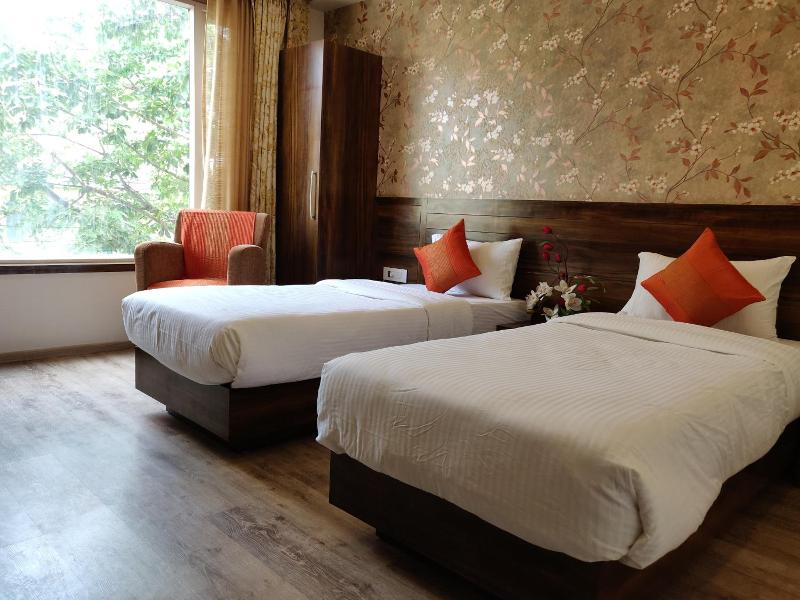 Hotel Yelchiko image