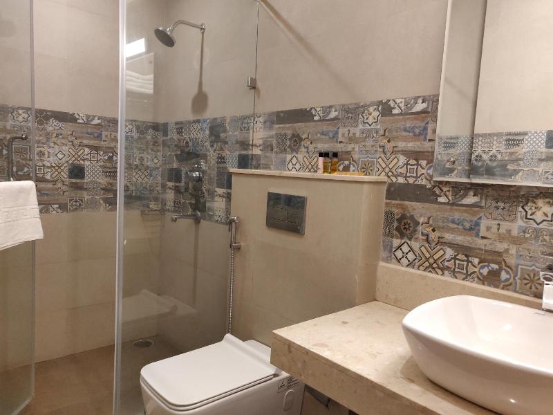 Hotel Yelchiko image