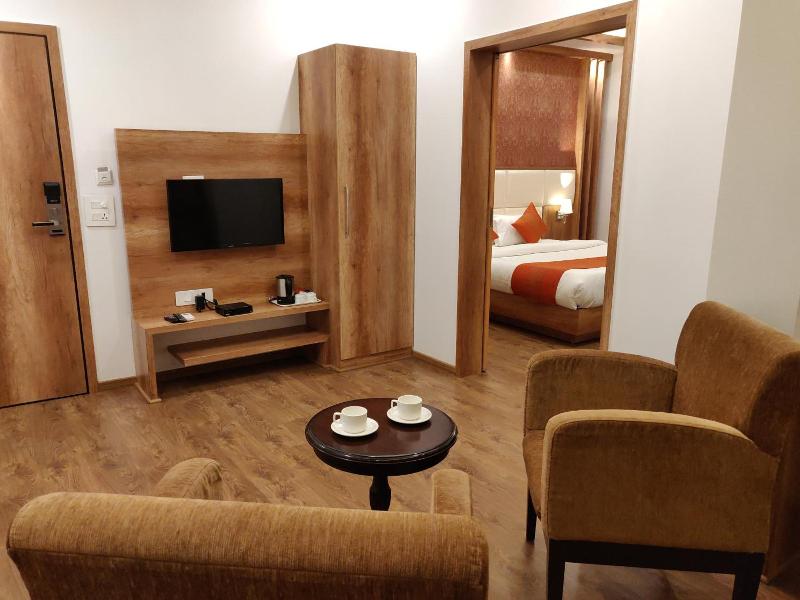 Hotel Yelchiko image