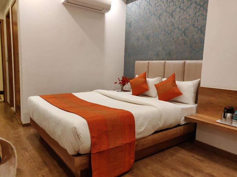 Hotel Yelchiko image