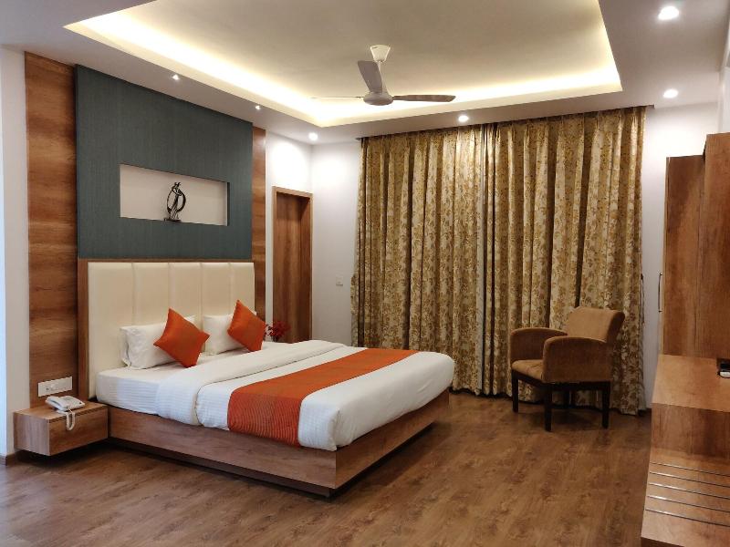 Hotel Yelchiko image