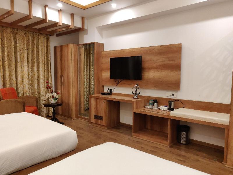Hotel Yelchiko image