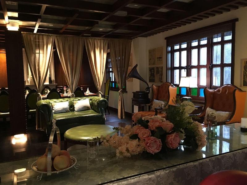 Schloss Hotels Resorts image