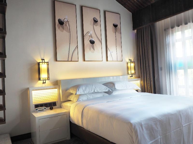 Schloss Hotels Resorts image