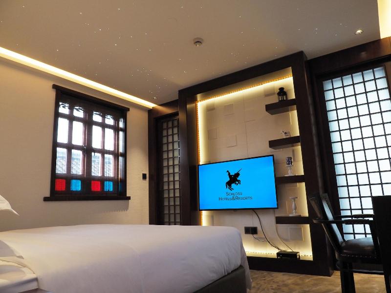Schloss Hotels Resorts image
