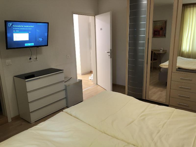 Sass Apart Hotel image