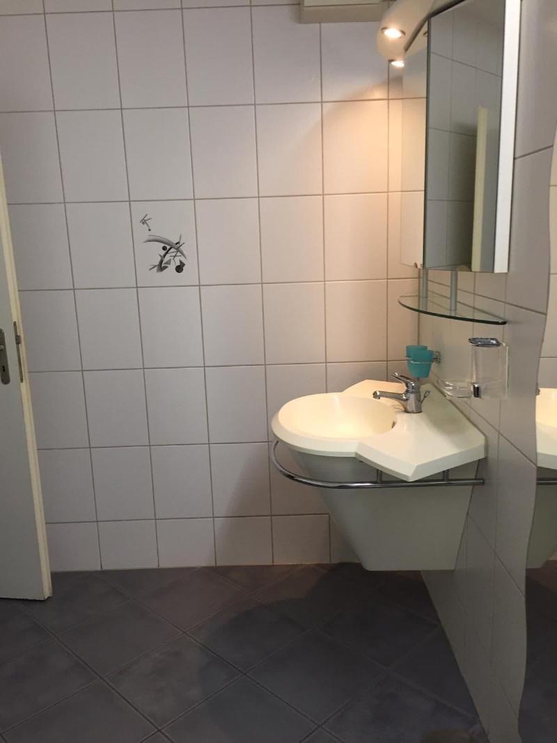 Sass Apart Hotel image