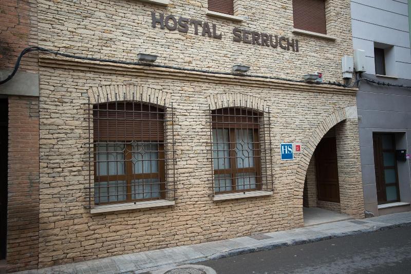 Hostal Serruchi image