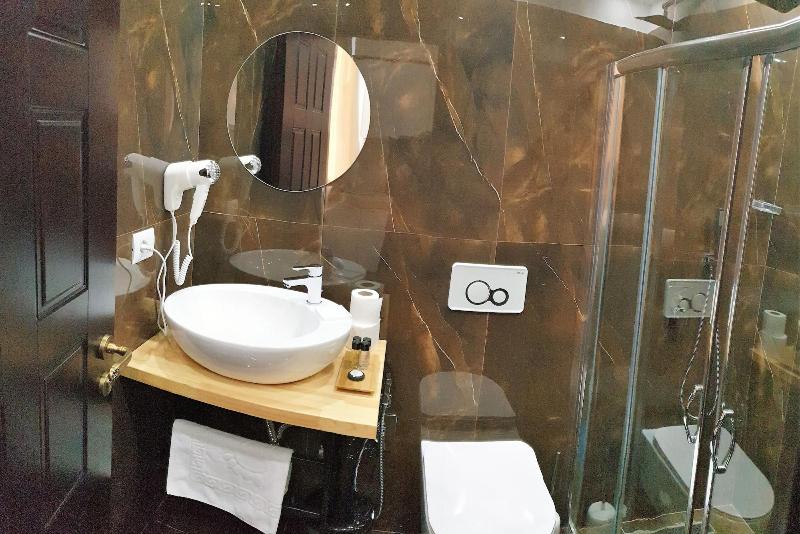 Comfort Hotel image