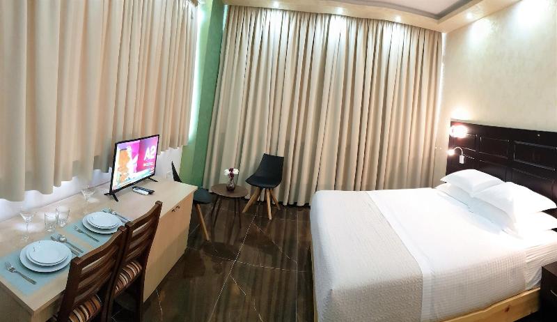 Comfort Hotel image