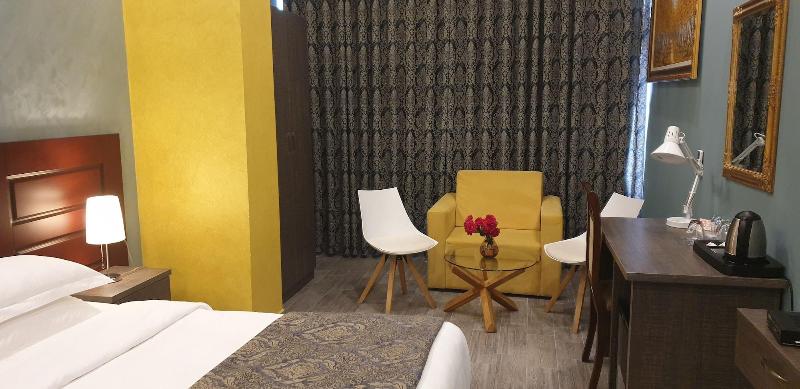 Comfort Hotel image