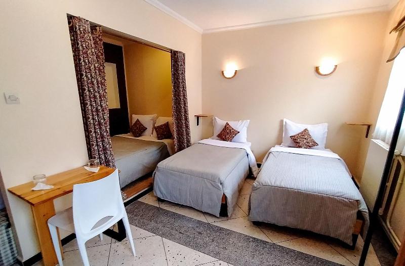 Hotel Grand Bassin image