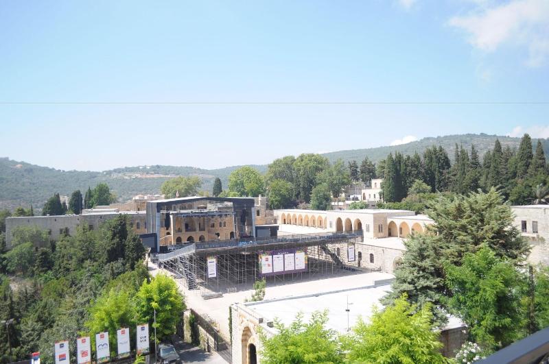 Beit Lebbos image
