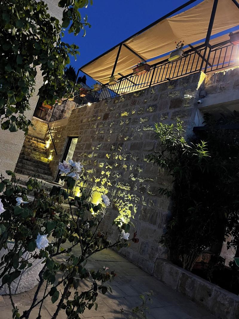 Beit Lebbos image