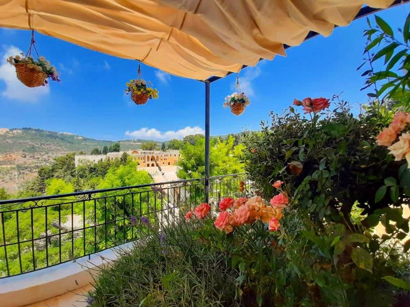 Beit Lebbos image