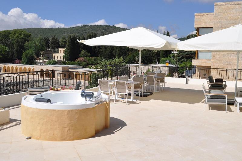 Beit Lebbos image
