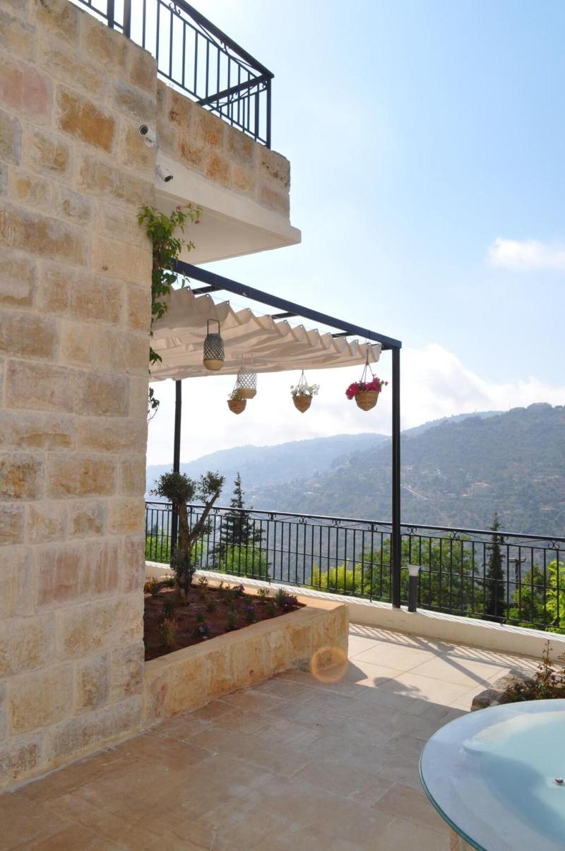Beit Lebbos image