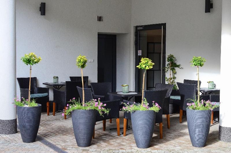 Aga Tenis Apartments By Radwanska image