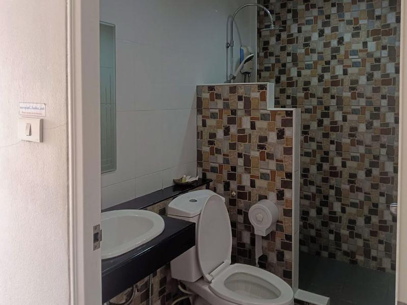 Ruenchofa Hotel image