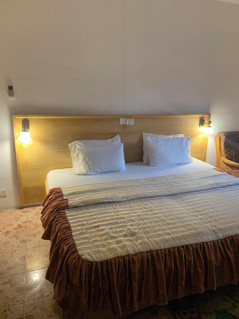 Highlander Guest House image